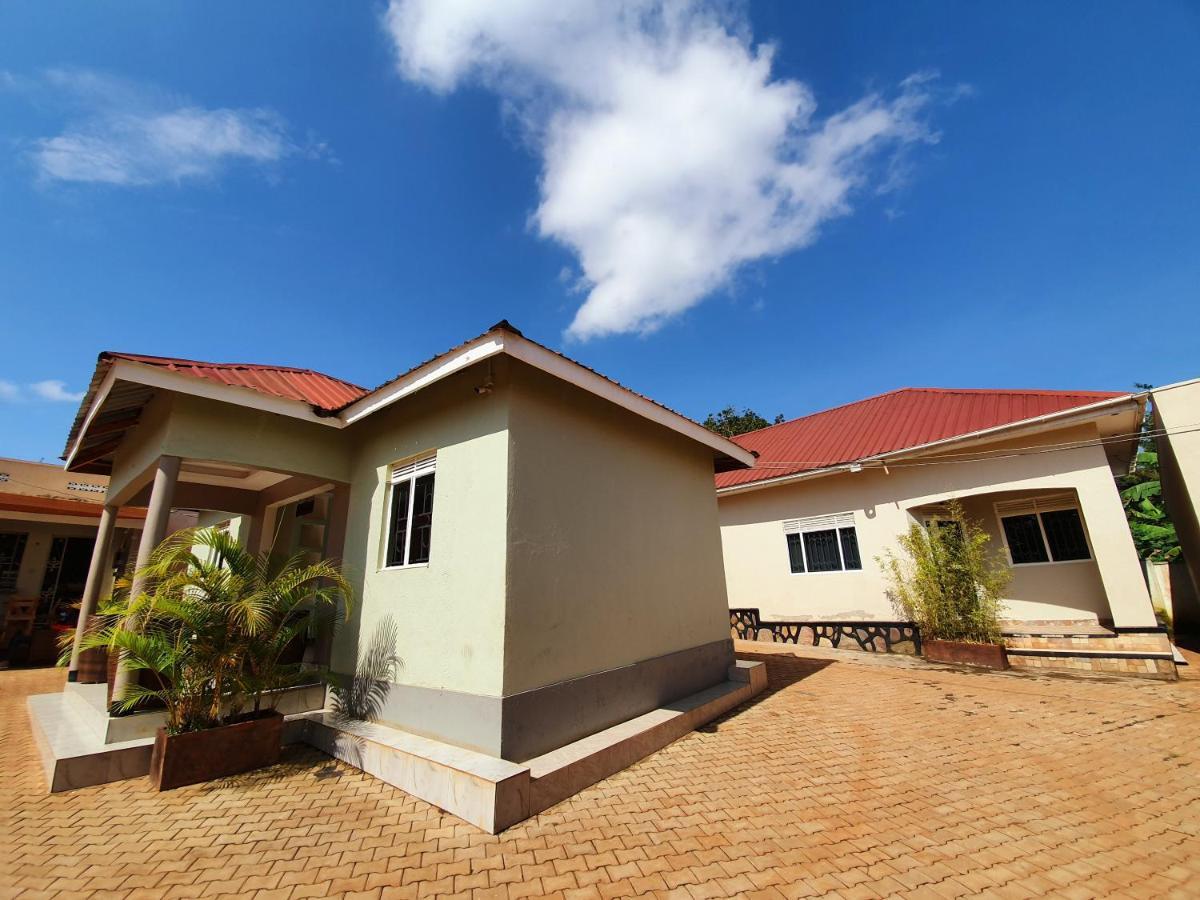 Airport Unique Hotel Entebbe Exteriér fotografie