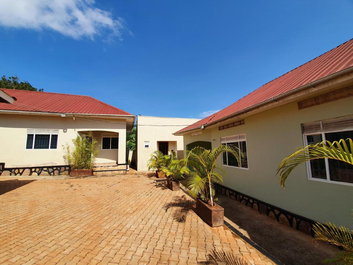 Airport Unique Hotel Entebbe Exteriér fotografie