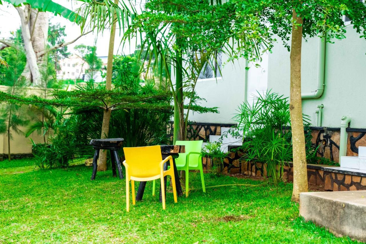 Airport Unique Hotel Entebbe Exteriér fotografie