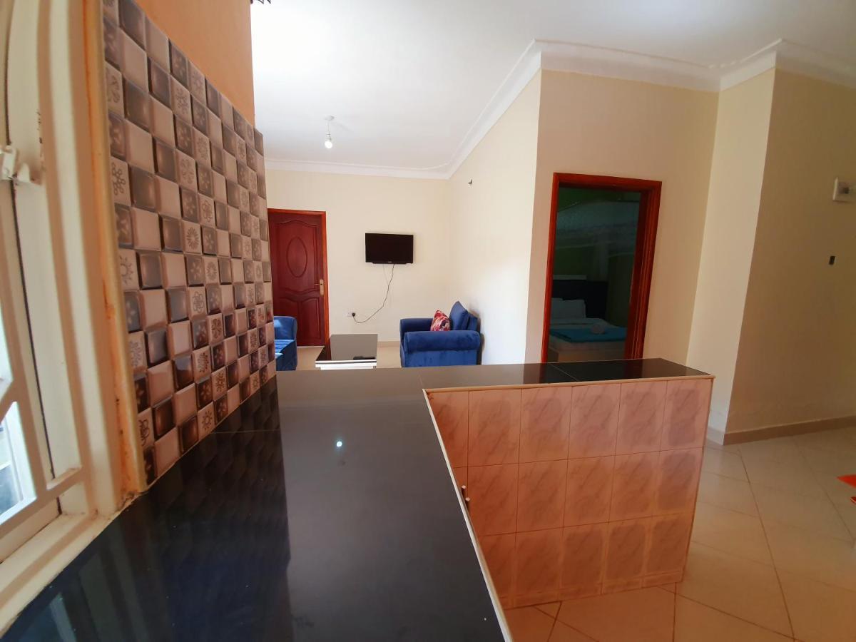 Airport Unique Hotel Entebbe Exteriér fotografie