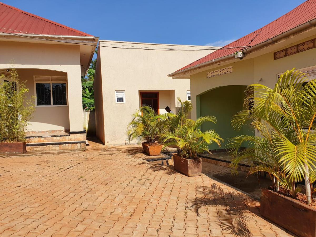 Airport Unique Hotel Entebbe Exteriér fotografie